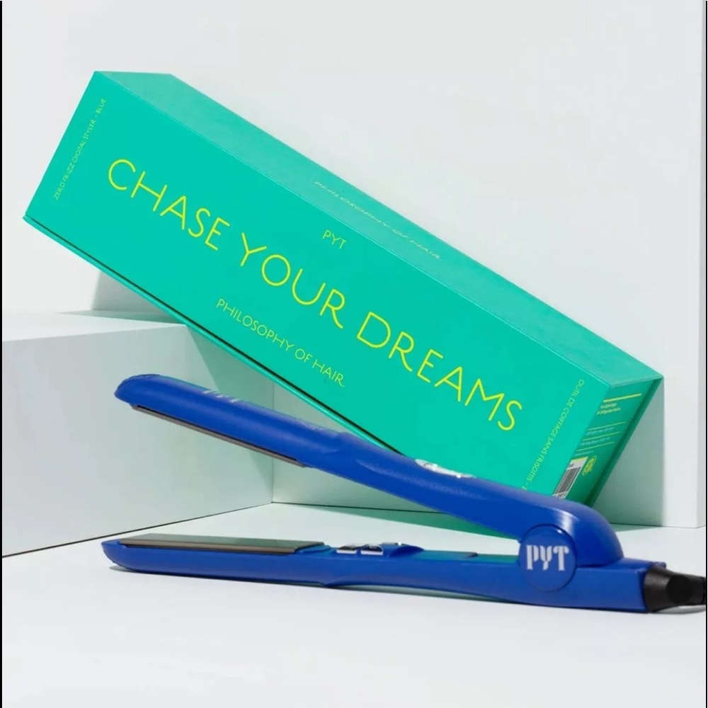 PYT HAIR Hair Straightener - Zero Frizz Digital Styler Blue